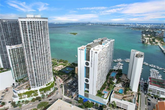 APT-3332 - 1717 N Bayshore Dr, Condo with 2 bedrooms, 2 bathrooms and null parking in Miami FL | Image 25