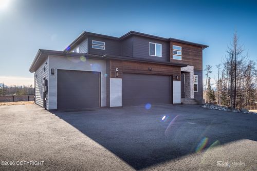3030 E Sandman Cir, Wasilla, AK, 99654-0022 | Card Image