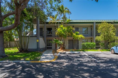 s600-7150 N Tamiami Trl, SARASOTA, FL, 34243-1405 | Card Image