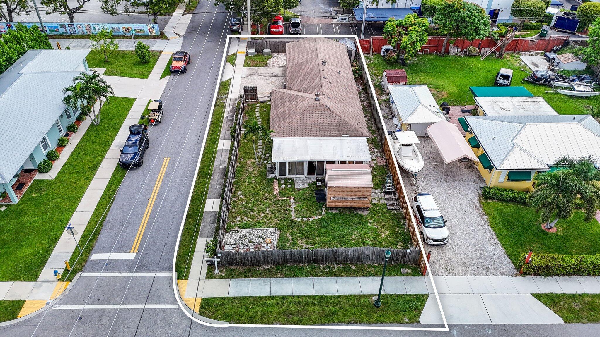 7th St, Delray Beach, FL 33483