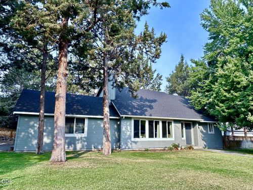 2923 Ne Deborah Ct, Bend, OR, 97701-6529 | Card Image