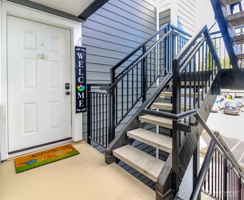 unit-c203-22810 30th Ave S, Des Moines, WA, 98198-5301 | Card Image