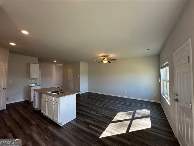 9 - 8662 Webb Rd, Townhouse with 3 bedrooms, 3 bathrooms and 2 parking in Riverdale GA | Image 5
