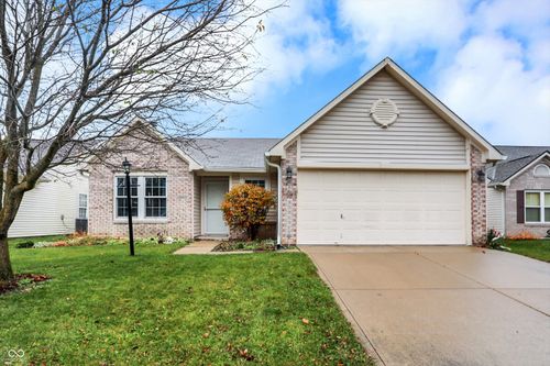 18937 Prairie Crossing Drive, Noblesville, IN, 46062 | Card Image