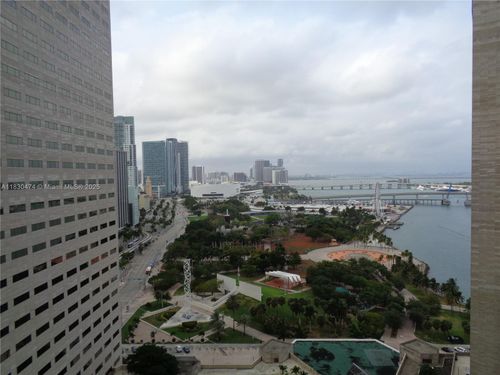 apt-2522-325 S Biscayne Blvd, Miami, FL, 33131-2463 | Card Image