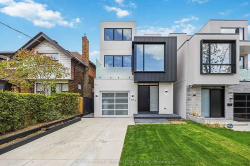 89 Regal Road, York, ON, M6H2J6 | Card Image