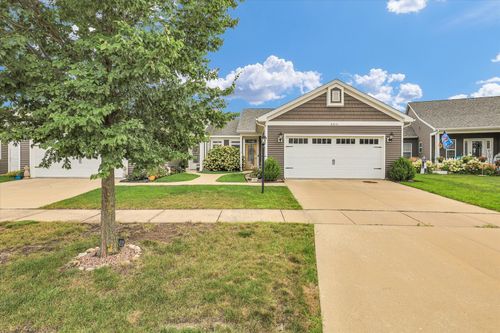3011 Stillwater Lndg, Urbana, IL, 61802-7277 | Card Image