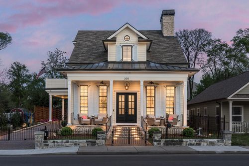 305 Natchez St, Franklin, TN, 37064-2889 | Card Image