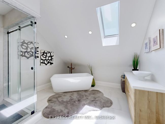 5517 Sideroad 30, House other with 5 bedrooms, 4 bathrooms and 10 parking in Utopia ON | Image 39