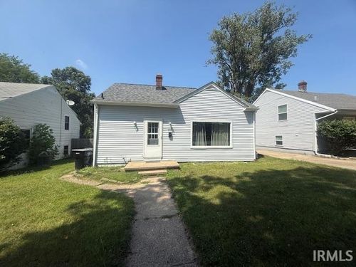 917 E Oakside St, South Bend, IN, 46614-1311 | Card Image