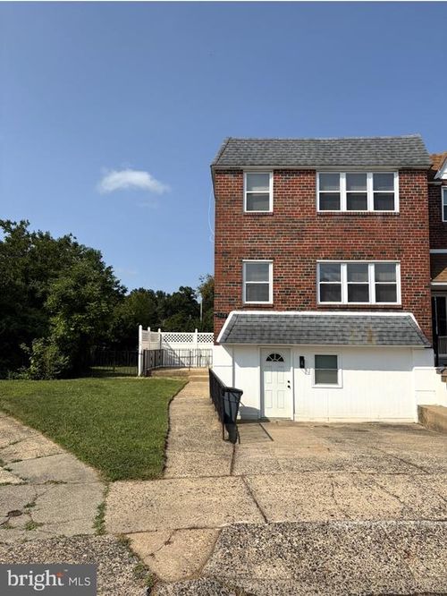 3628 Genesee Dr, PHILADELPHIA, PA, 19154-3017 | Card Image