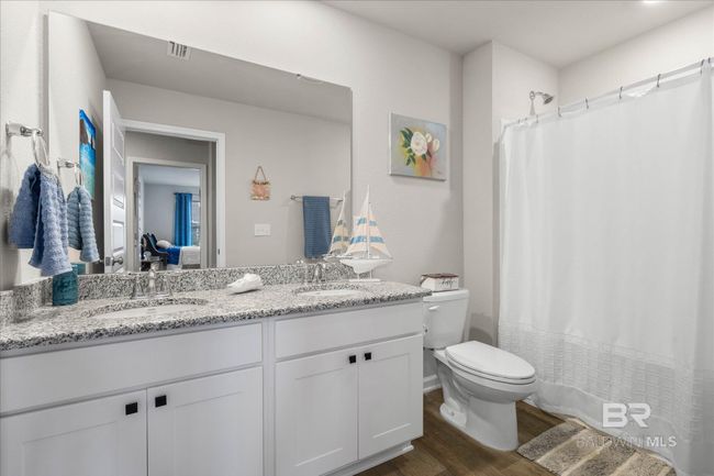 Bathroom | Image 15