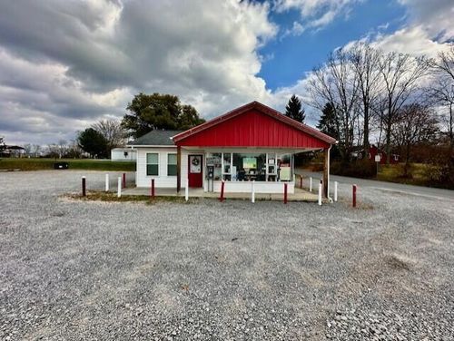 6064 Ballard Red Sulphur Pkwy, Ballard, WV, 24918-7802 | Card Image