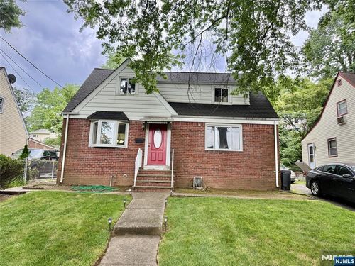 662 Grant Ter, Teaneck, NJ, 07666-6521 | Card Image