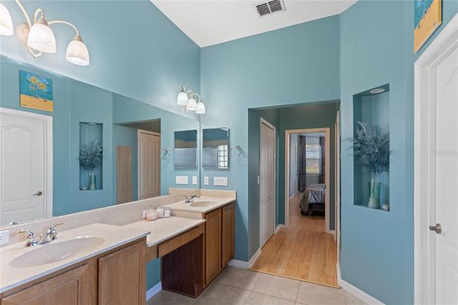 7351 Spring Mountain Ln, House other with 5 bedrooms, 4 bathrooms and null parking in YALAHA FL | Image 29