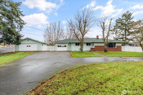 1828 Sw Rock Rose Dr, Oak Harbor, WA, 98277-7125 | Card Image