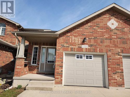 1326 15th St B E, Owen Sound, ON, N4K6N1 | Card Image