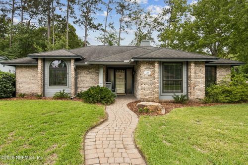 7364 Secret Woods Dr, Jacksonville, FL, 32216-7142 | Card Image