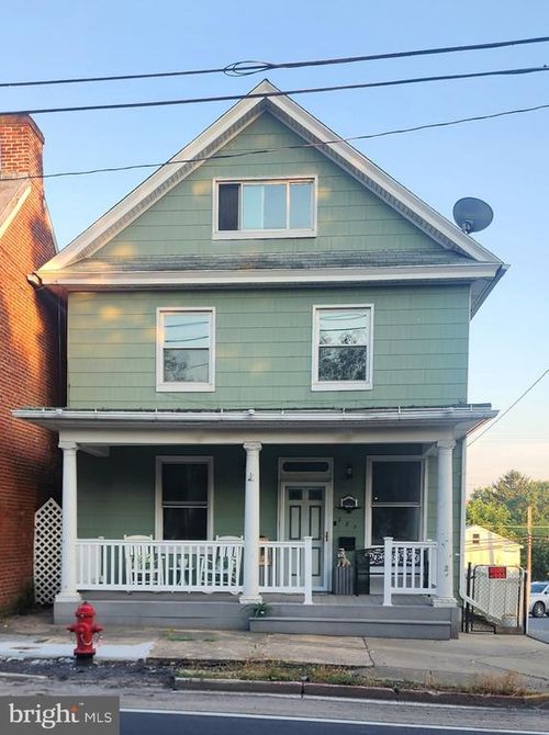 221 Main St, NEW WINDSOR, MD, 21776-9764 | Card Image