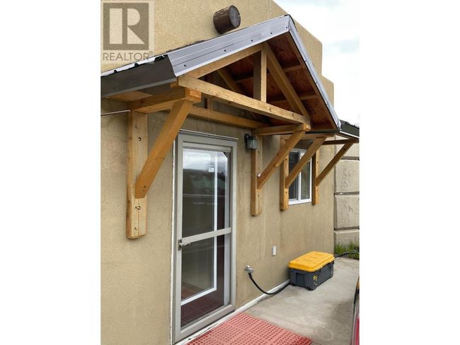 1910 Hulme Creek Rd, House other with 3 bedrooms, 2 bathrooms and 1 parking in Kootenay Boundary BC | Image 5