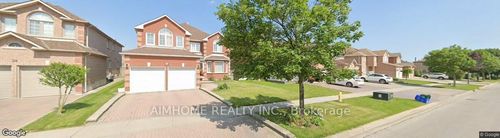 33 Townley Ave, Markham, ON, L3S3S3 | Card Image