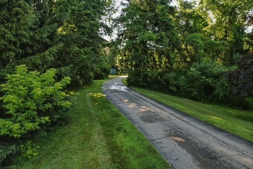 527 Heineberg Dr, Colchester, VT, 05446-6773 | Card Image