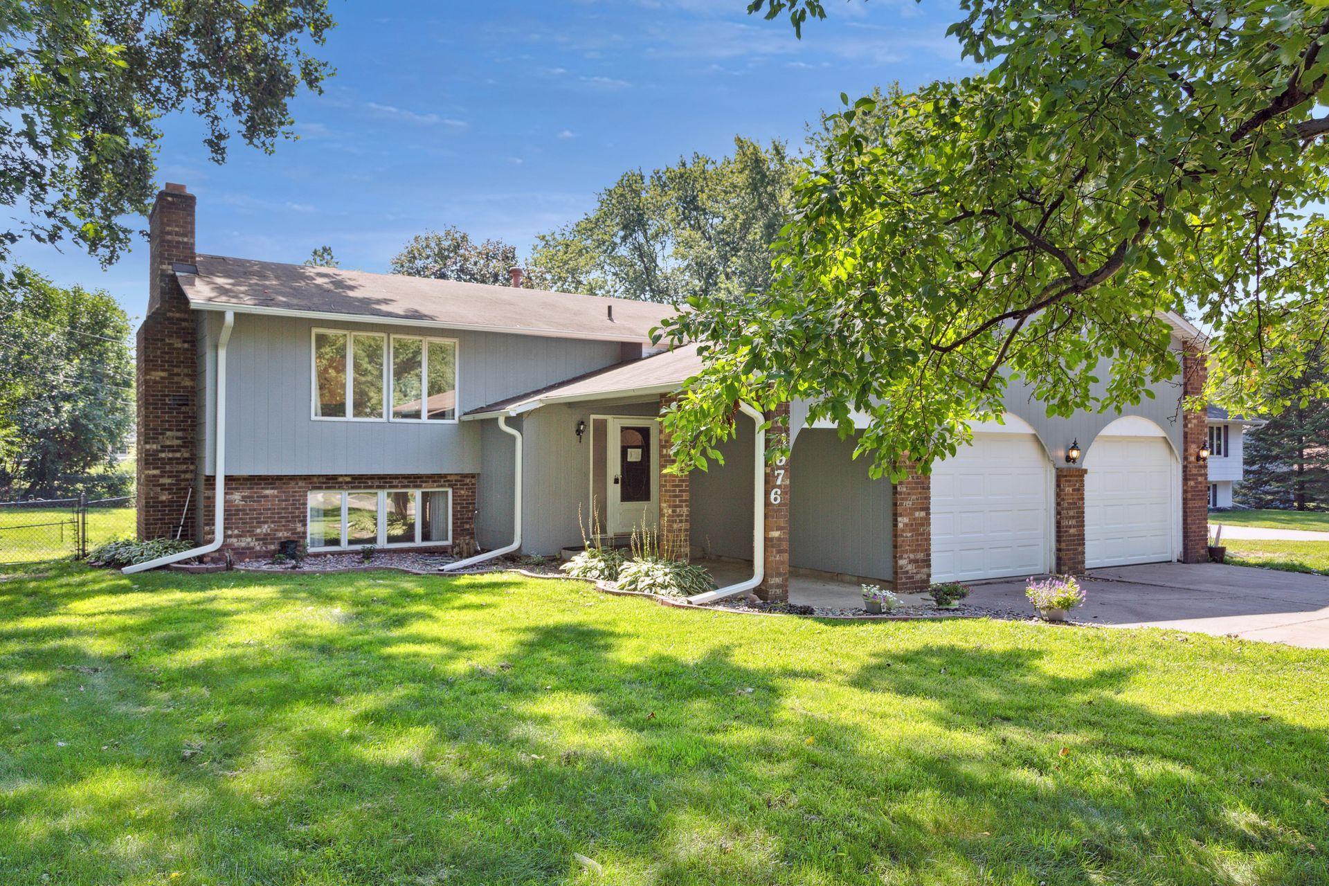 Edgewater Ave, Saint Paul, MN 55112