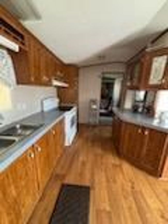 24894 Us Highway 19, House other with 2 bedrooms, 2 bathrooms and null parking in Cedar Bluff VA | Image 4