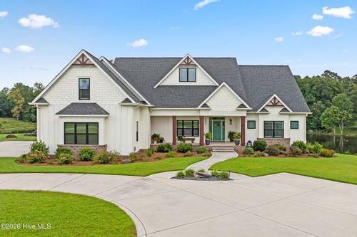 300 Westwood Drive, Elizabethtown, NC, 28337 | Card Image