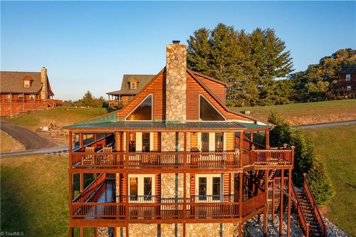 629 Deerwood Rd, Piney Creek, NC, 28663-9191 | Card Image