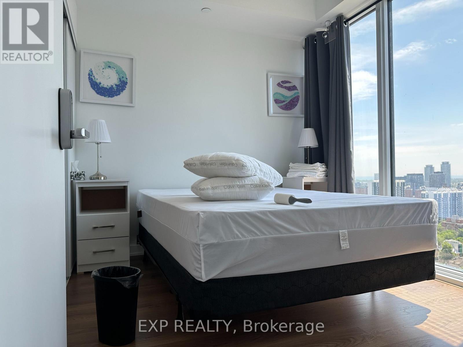 Residential Lease in Toronto (Waterfront Communities) 4