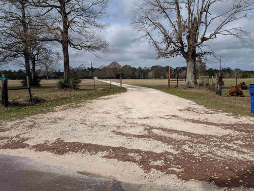 1028 Cr 721, Buna, TX, 77612-6330 | Card Image