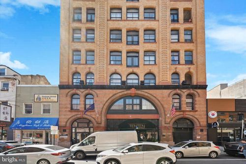 apt-phl-1010 Race St, PHILADELPHIA, PA, 19107-2336 | Card Image