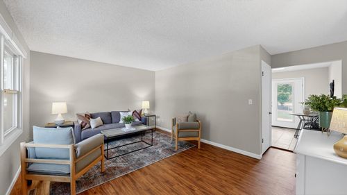 1903 43rd St Nw, Rochester, MN, 55901-0478 | Card Image
