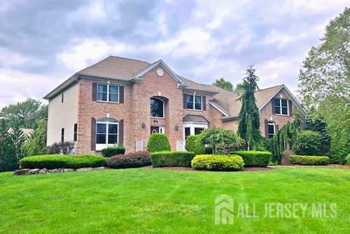 9 Woodmere Rd, Monroe, NJ, 08831-3283 | Card Image