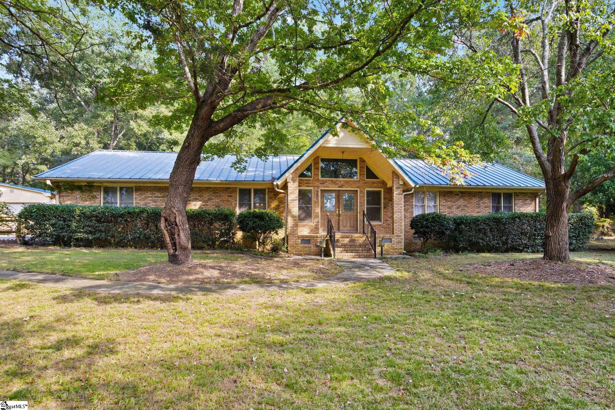 Flat Rock Rd, Piedmont, SC 29673