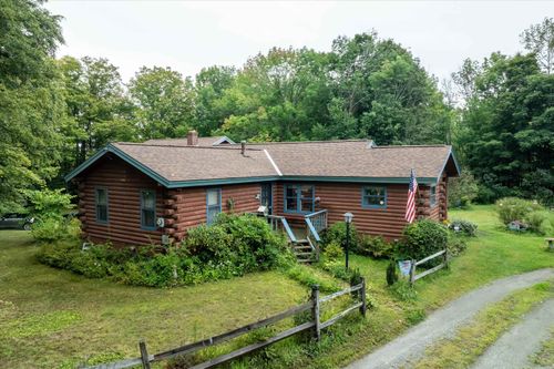 20 Barlow Road, Springfield, VT, 05156 | Card Image