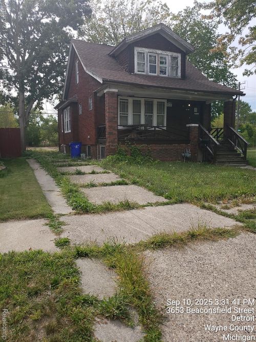 3661 Beaconsfield St, Detroit, MI, 48224-3305 | Card Image