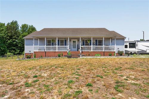 22441 Cabin Point Rd, Disputanta, VA, 23842-4179 | Card Image