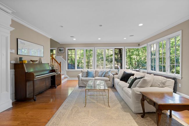 321 Newtown Tpke, House other with 3 bedrooms, 4 bathrooms and 4 parking in Wilton CT | Image 12