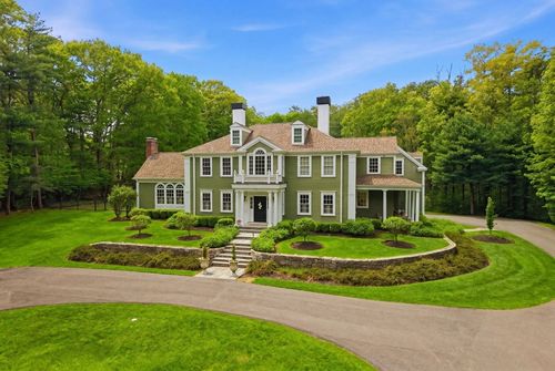 205 Pleasant St, Norwell, MA, 02061-2519 | Card Image