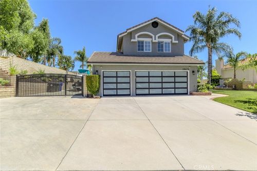 28470 Rodgers Dr, Santa Clarita, CA, 91350-1988 | Card Image