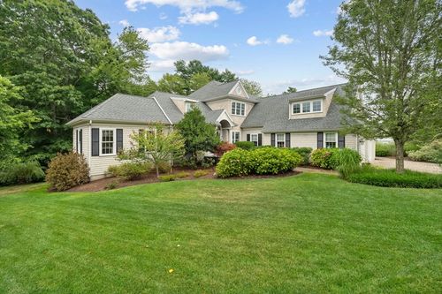 52 Prince Snow Cir, Mattapoisett, MA, 02739-1672 | Card Image