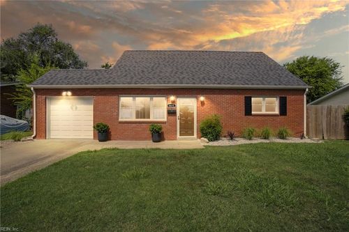 9615 Inlet Rd, Norfolk, VA, 23503-2605 | Card Image