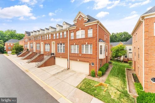 47857 Scotsborough Sq, STERLING, VA, 20165-5168 | Card Image