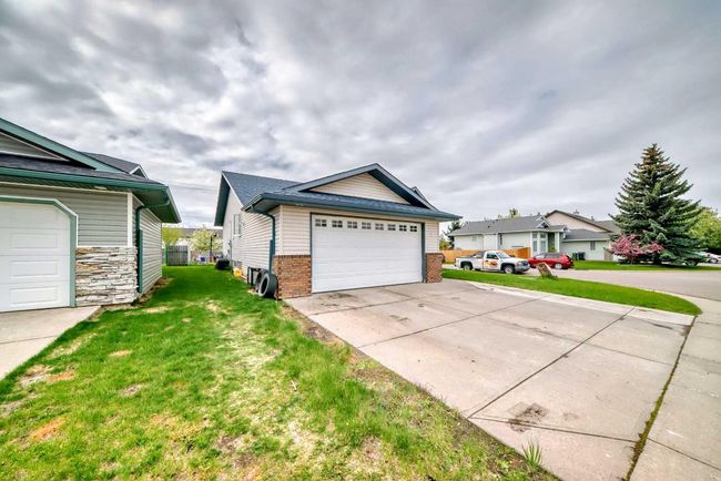 1 Madison Court, House other with 5 bedrooms, 3 bathrooms and 4 parking in Strathmore AB | Image 10