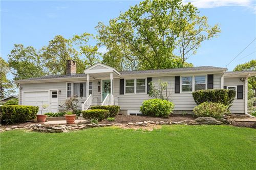 37 Charles St, Barrington, RI, 02806-3907 | Card Image