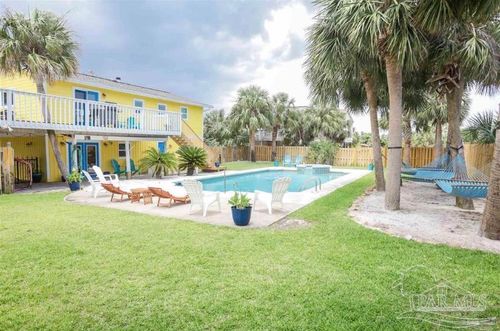900 Largo Dr, Pensacola Beach, FL, 32561-2236 | Card Image