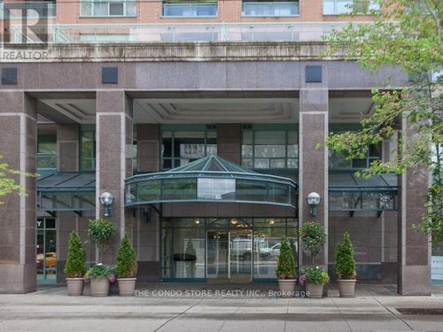 711-887 Bay Street, Toronto (Bay Street Corridor), ON, M5S3K4 | Card Image