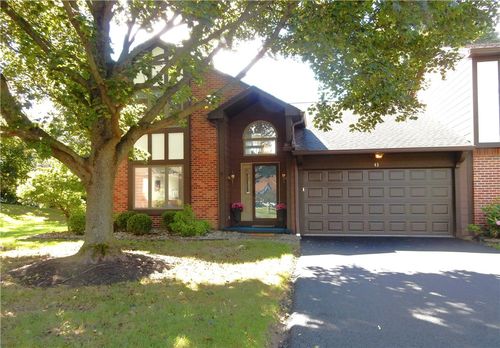 43 Cambridge Ct, Fairport, NY, 14450-9174 | Card Image